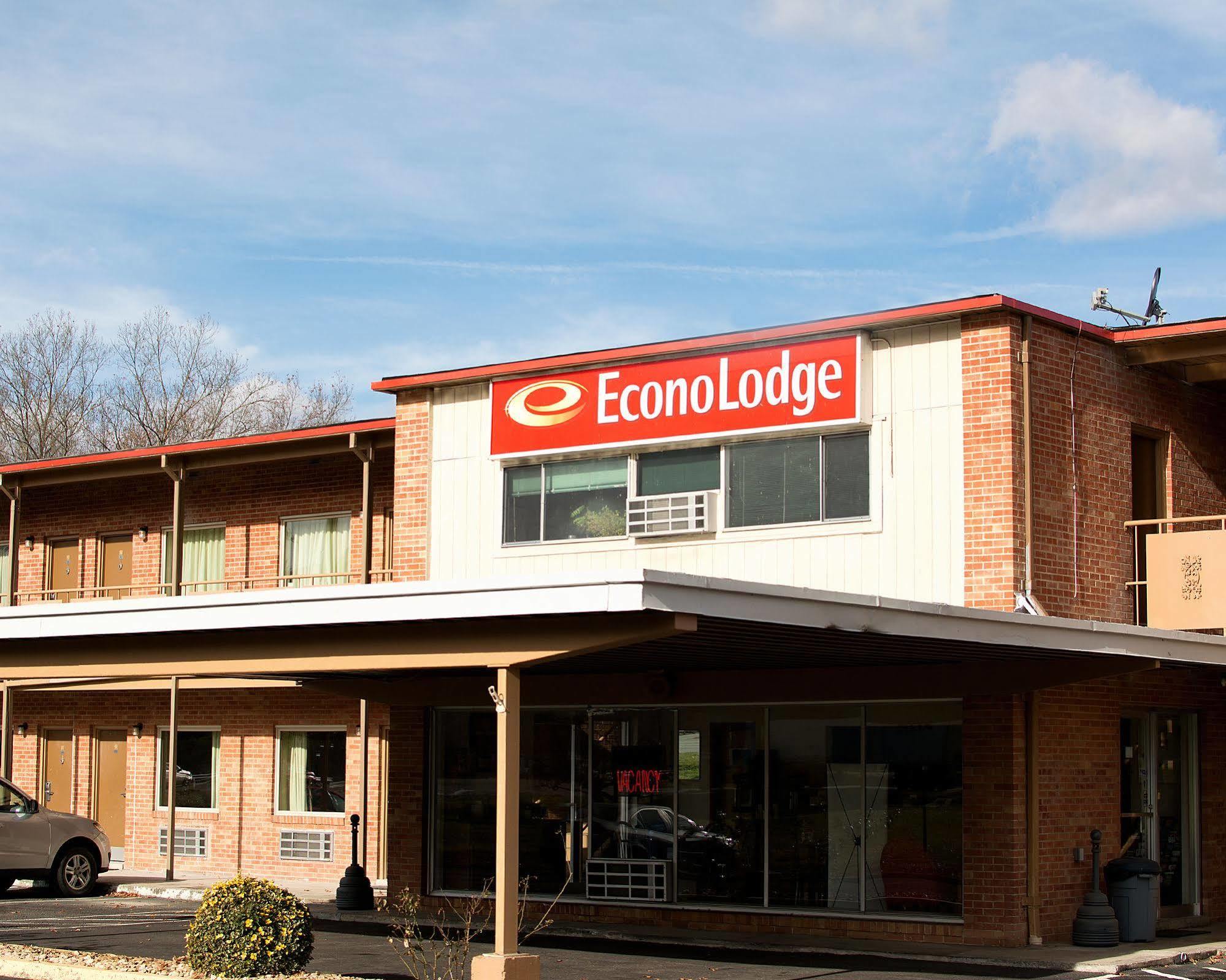 Econo Lodge Lexington Downtown Near I-81 Exterior foto